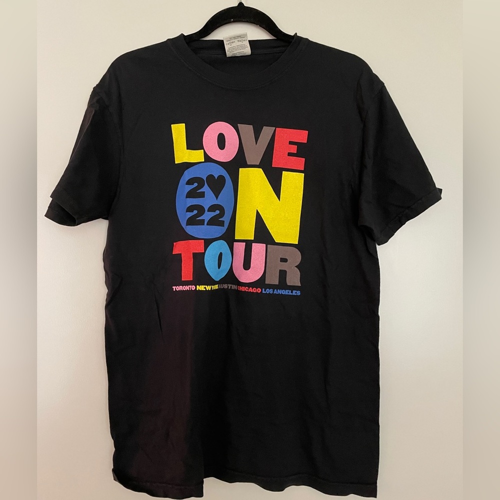 NWOT Harry Styles Love on Tour T-shirt size M